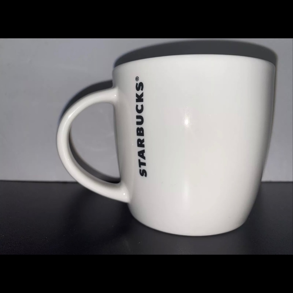 LIMITED EDITION STARBUCK HOLIDAY COFFEE MUG CHRISTMAS TREES RED GOLD IVO… - Picture 3 of 6
